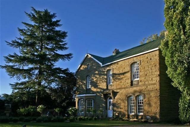 Rose Garden Manor House Lägenhet Harrismith Exteriör bild